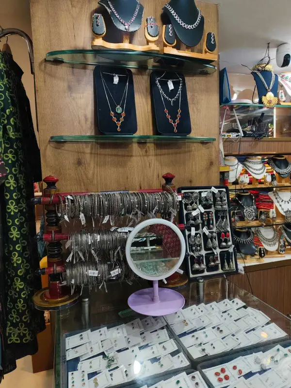 Jewellery saree