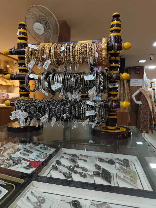 Jewellery saree